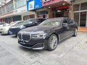 宝马7系(进口) 2019款 740Li-3.0T-A/MT后驱领先型M运动套装